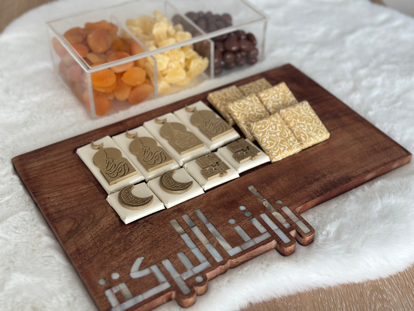 Zaratna Al Barakeh Tray & Dessert Box