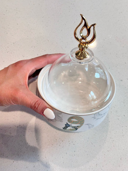 Golden Hostess Serving 5 Inch Porcelain with Acrylic Cover