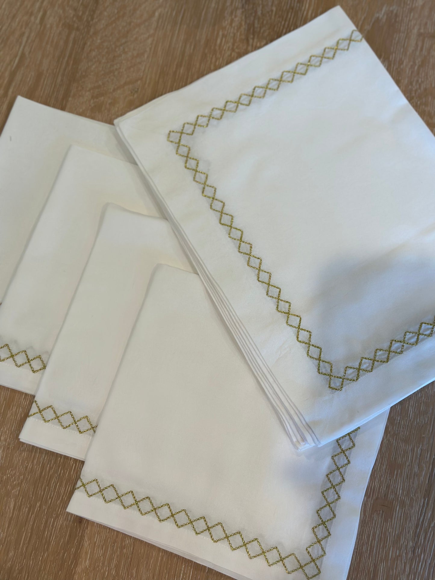 Dimond Gold Frame placemats - Set of 4